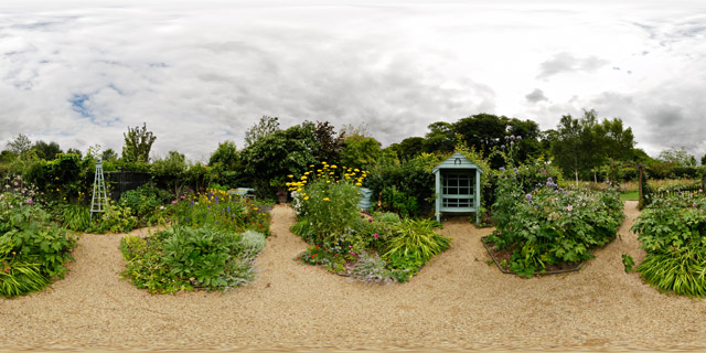 Barnsdale Gardens – Artisan’s Cottage Garden 360° Panorama