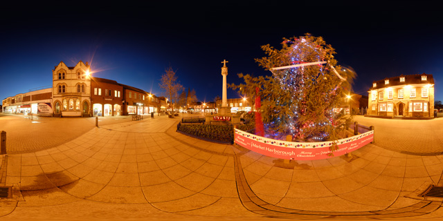 Christmas Tree in The Square, Market Harborough 360° Panorama