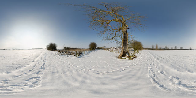 Snowy field between East Farndon & Lubenham 360° Panorama