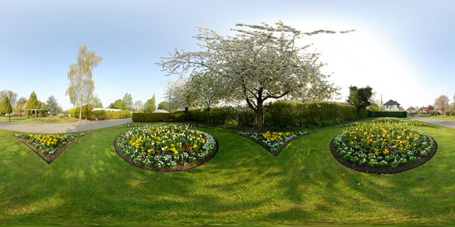 Welland Park in Spring 5 360° Panorama