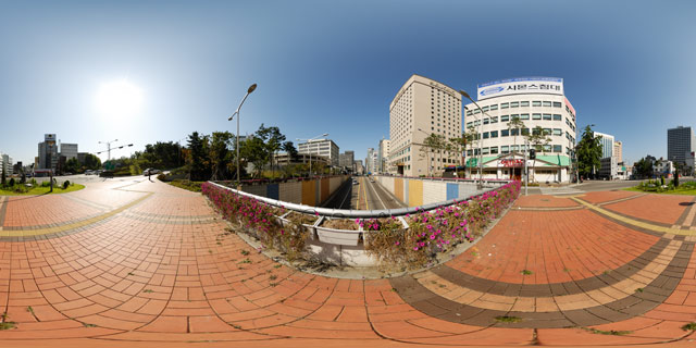 Bridge over Chungmuro 360° Panorama