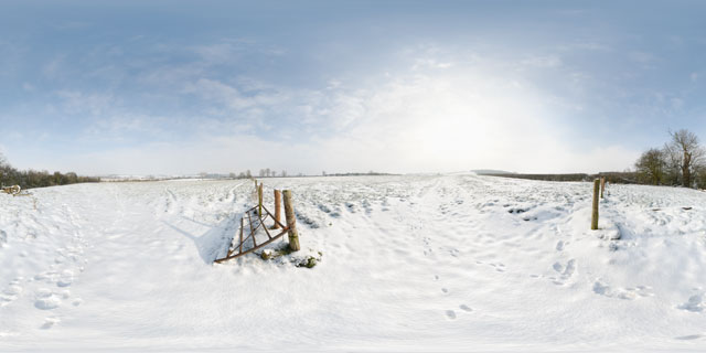 Gate between snow covered fields near East Farndon 360° Panorama