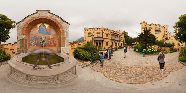 Schloss Hohenschwangau – Yard and Fountain 360° Panorama